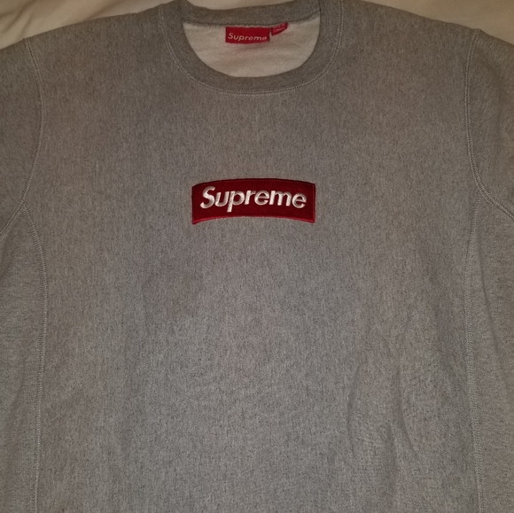 Supreme crewneck